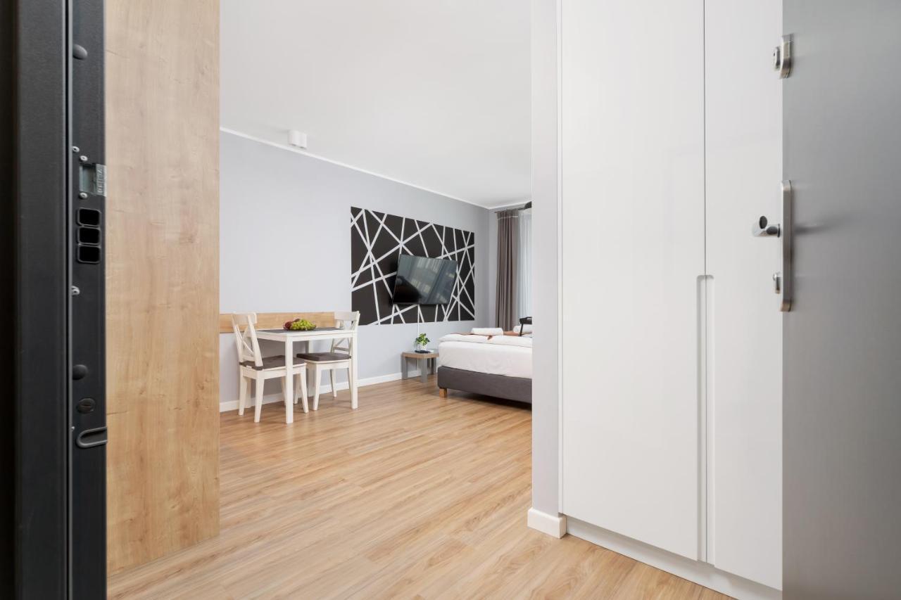 Apartments Cracow Wawrzynca By Noclegi Renters คราคูฟ ภายนอก รูปภาพ
