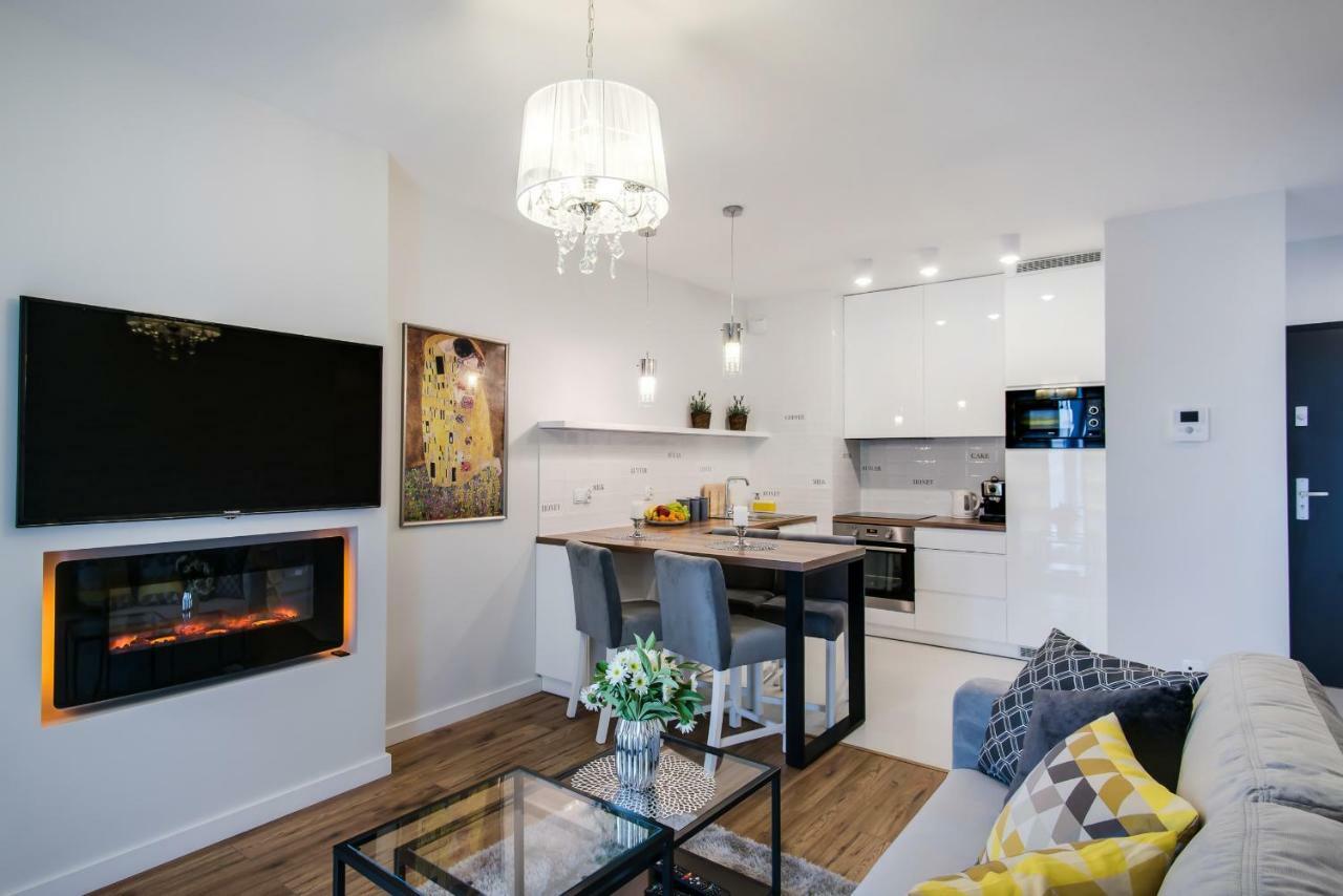 Apartments Cracow Wawrzynca By Noclegi Renters คราคูฟ ภายนอก รูปภาพ