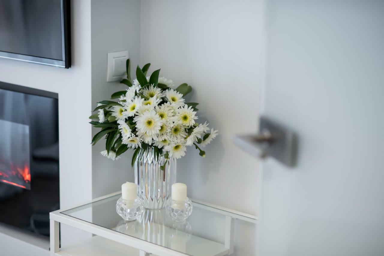 Apartments Cracow Wawrzynca By Noclegi Renters คราคูฟ ภายนอก รูปภาพ